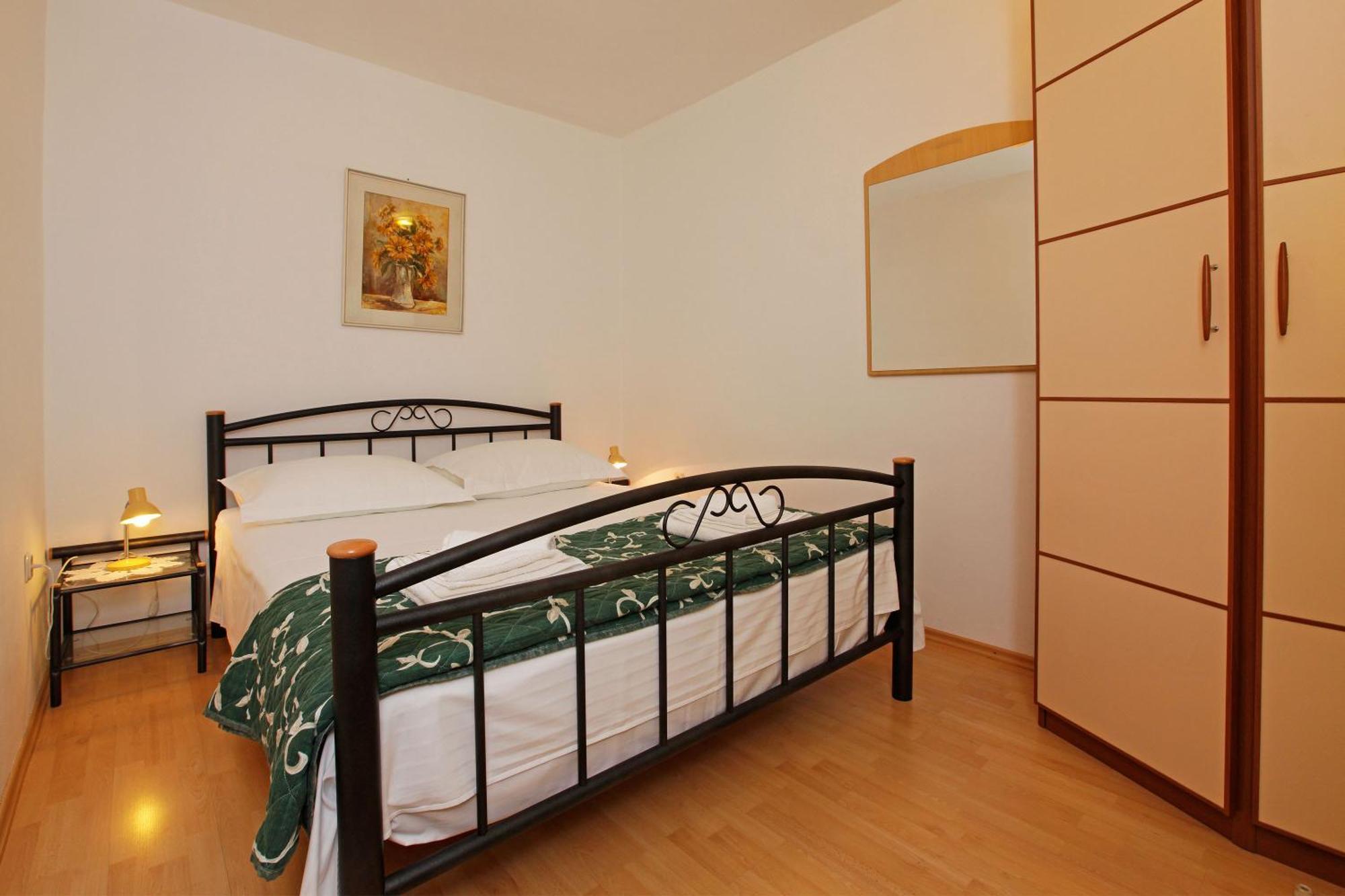 Apartments Mel Бол Екстериор снимка