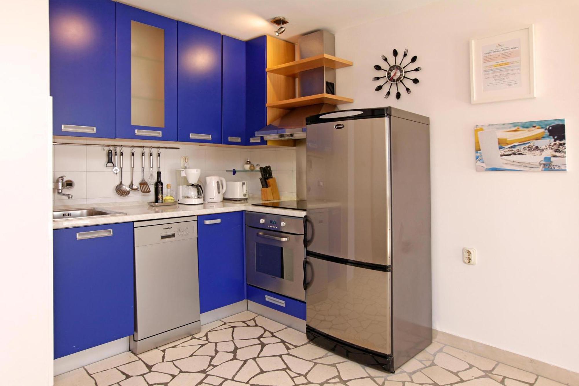 Apartments Mel Бол Екстериор снимка