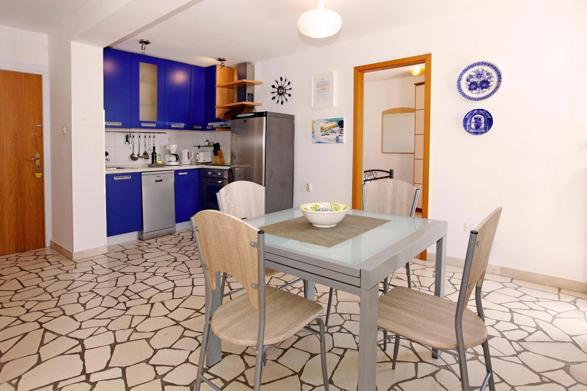 Apartments Mel Бол Екстериор снимка