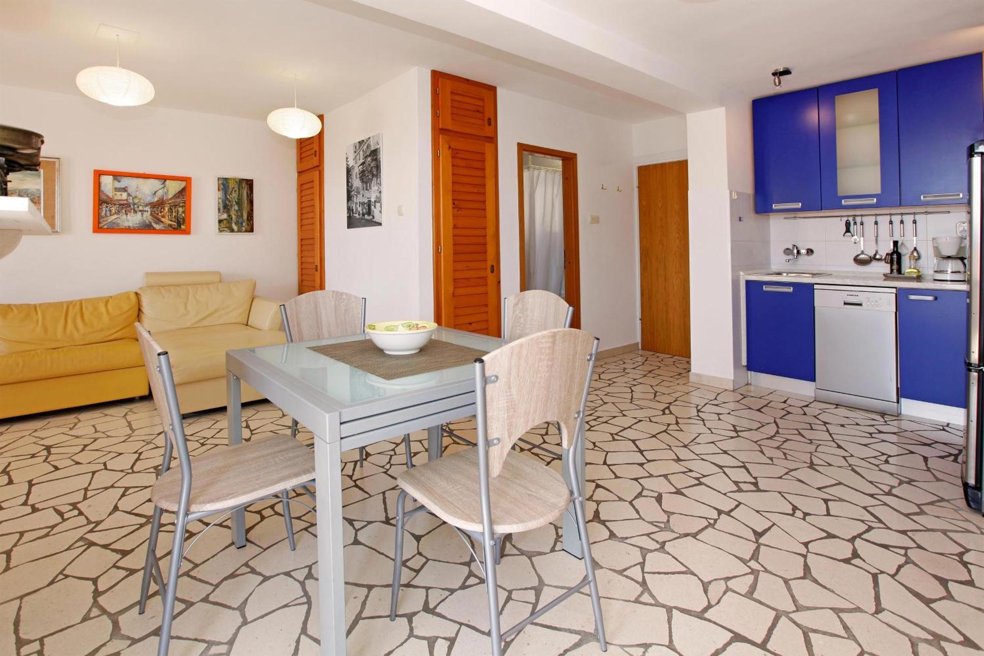 Apartments Mel Бол Екстериор снимка