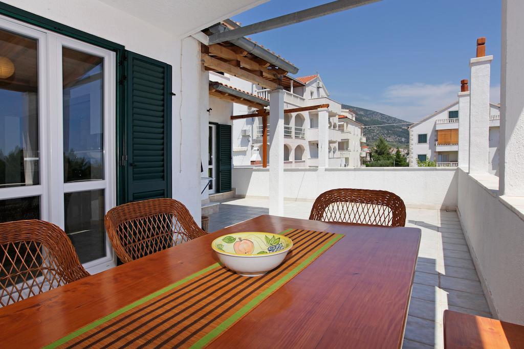 Apartments Mel Бол Стая снимка